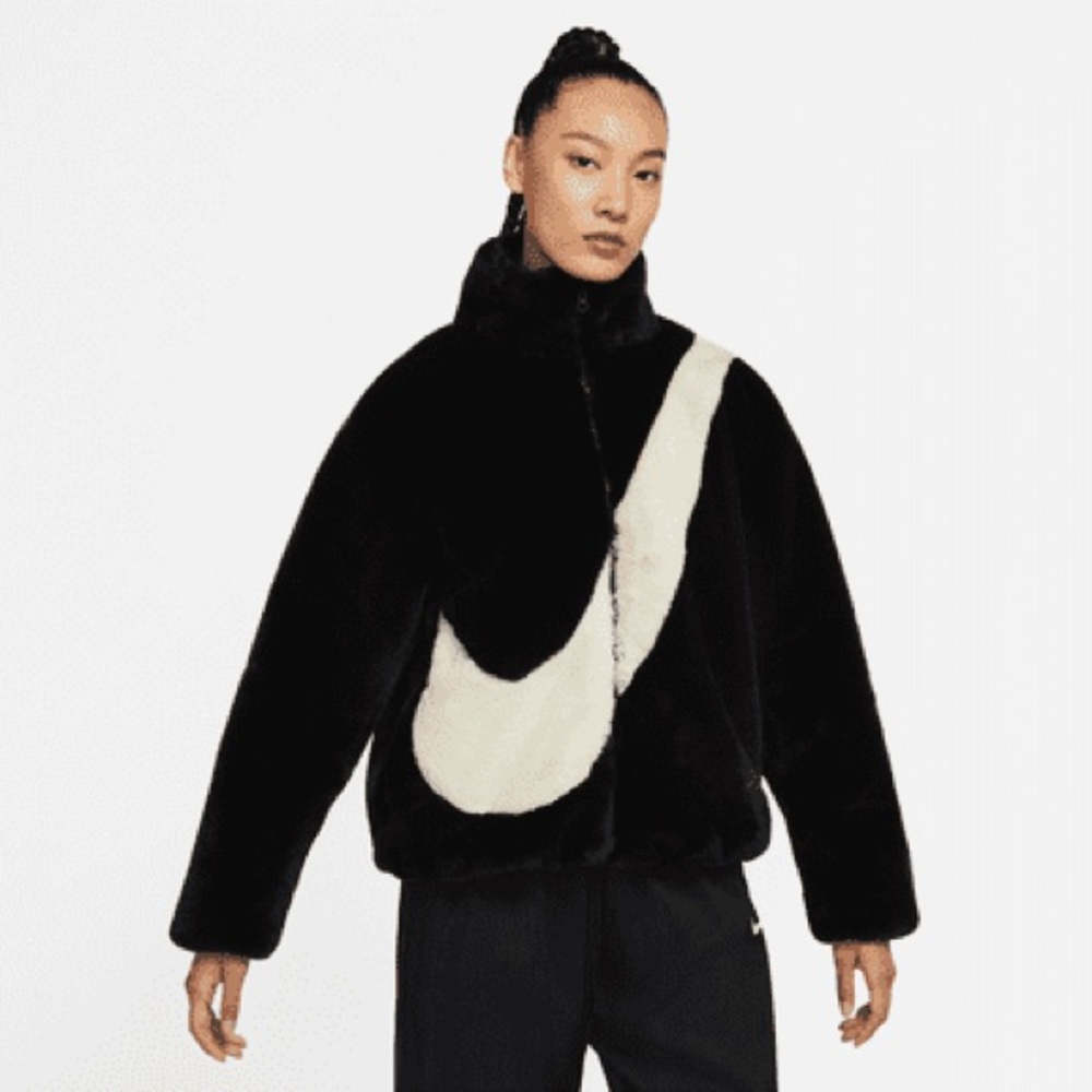 NWT Nike Women’s Oversized Faux Fur Swoosh Jacket in Black Fossil White - Picture 2 of 7
